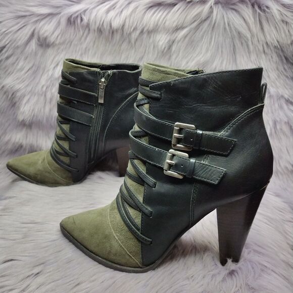Trouve Suede Leather Short Ankle Boots Straps Buckle Womens Size 8 Green Black - Picture 1 of 11